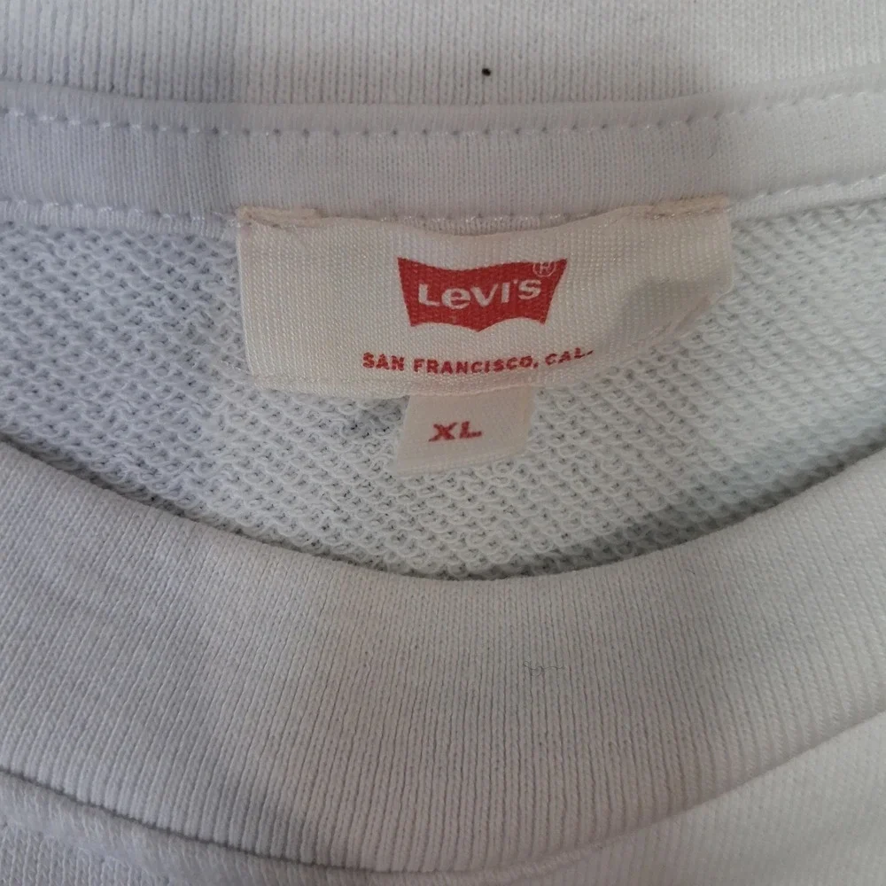 Levis Mens XL White Red Batwing Logo French Terry Raglan Sweatshirt NWT Casual